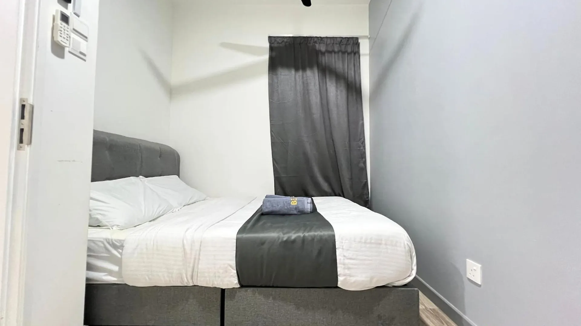 United Point Residence Pool View 8 Pax Walking Distance To Mall Kuala Lumpur