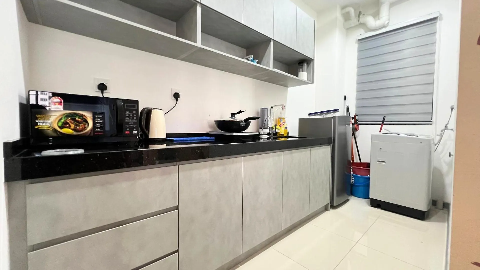 United Point Residence Pool View 8 Pax Walking Distance To Mall Kuala Lumpur 0*,  Malaysia